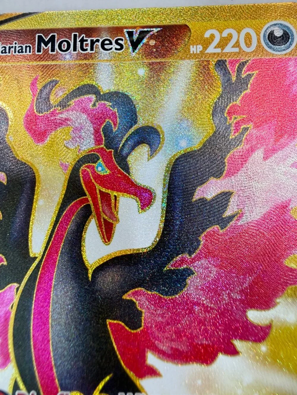 Pokemon Galarian Moltres V Brilliant Stars Excellent Condition